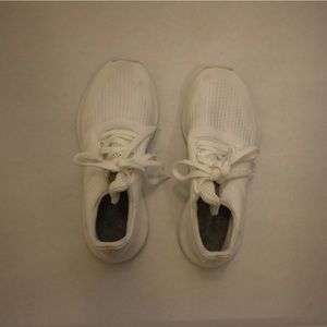 Adidas Running Shoes Size 7.5